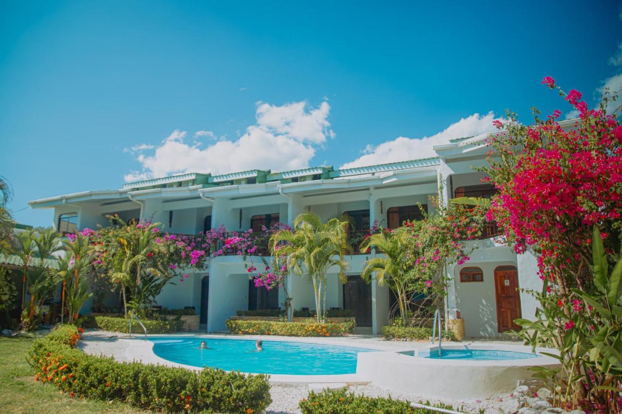 Hotel Giada ซามารา ภายนอก รูปภาพ